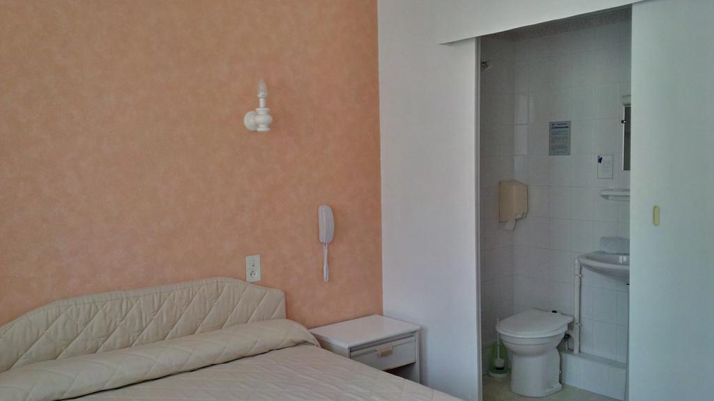 Hotel De Touraine Saint-Nazaire  Zimmer foto